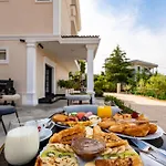 Hotel Almar Sarandë