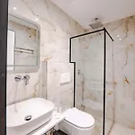 Almar Hotel Sarandë