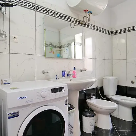 Villa Almar Apartments Saranda