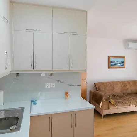 Villa Almar Apartments Saranda