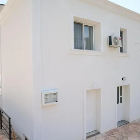 Almar Apartments Villa