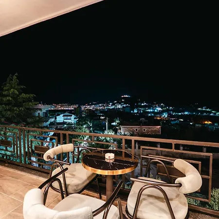Almar 3* Sarandë