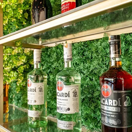 Hotel Almar Saranda