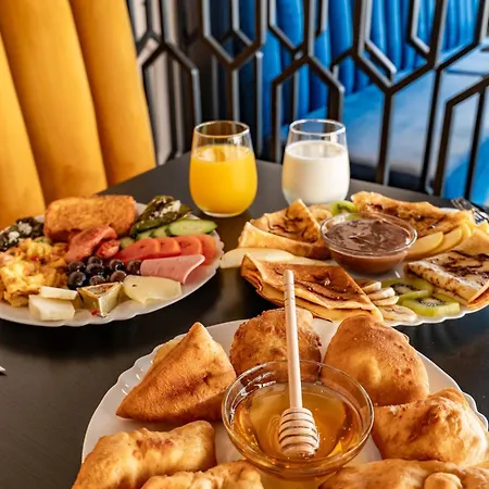 Almar Hotel Sarande